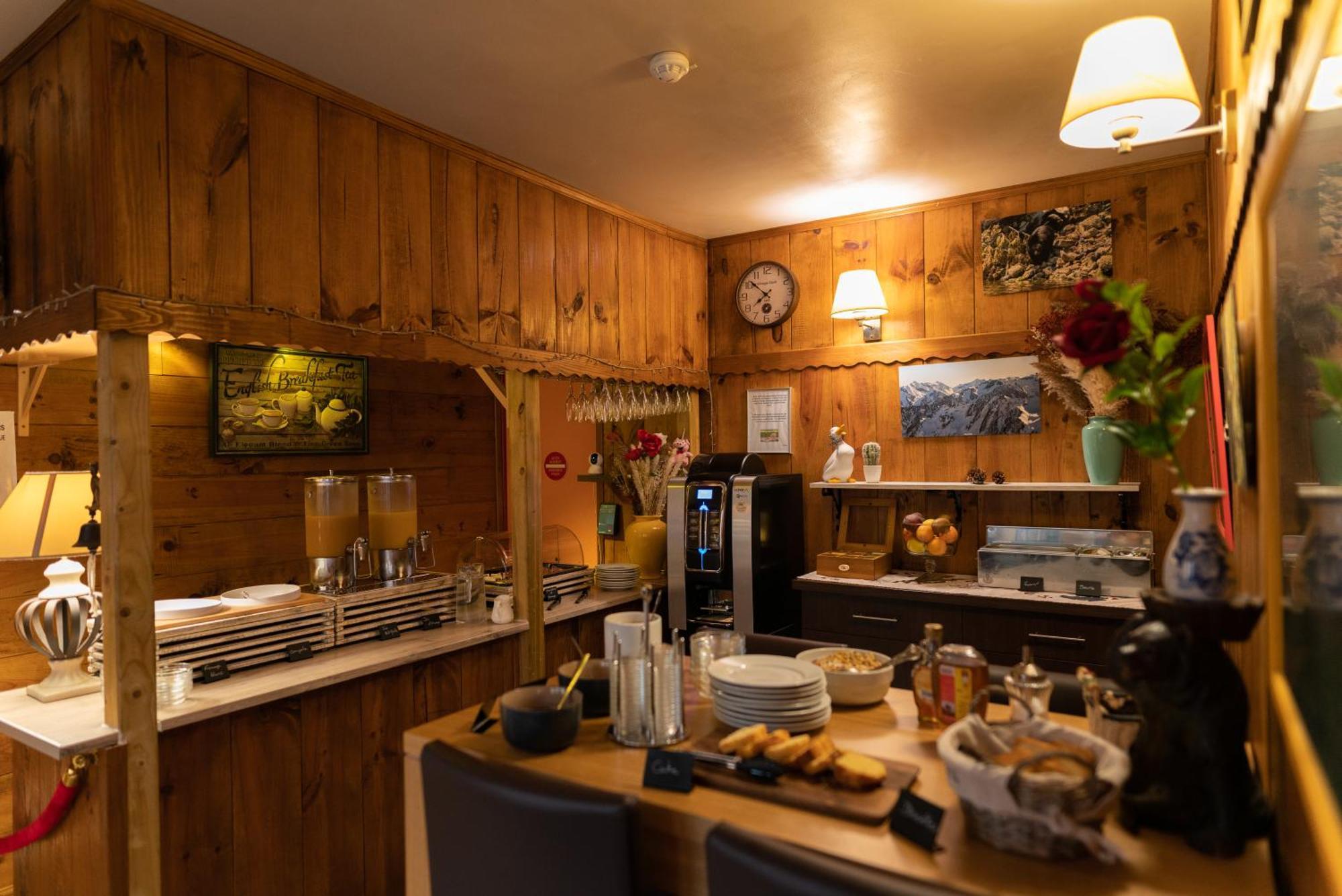 Hotel Quin Te Va Cauterets Dış mekan fotoğraf