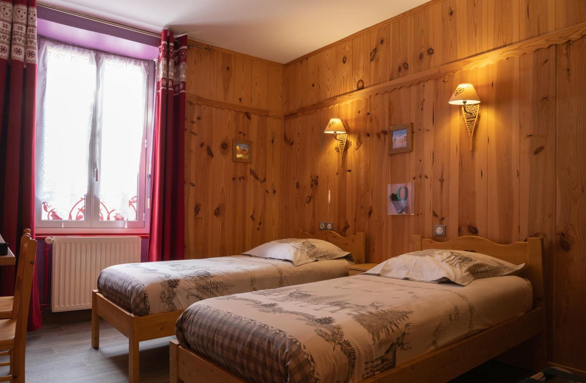 Hotel Quin Te Va Cauterets Dış mekan fotoğraf